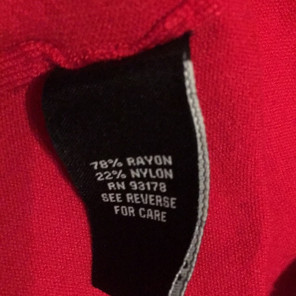 Premise | Red cardigan - Picture 5 of 5